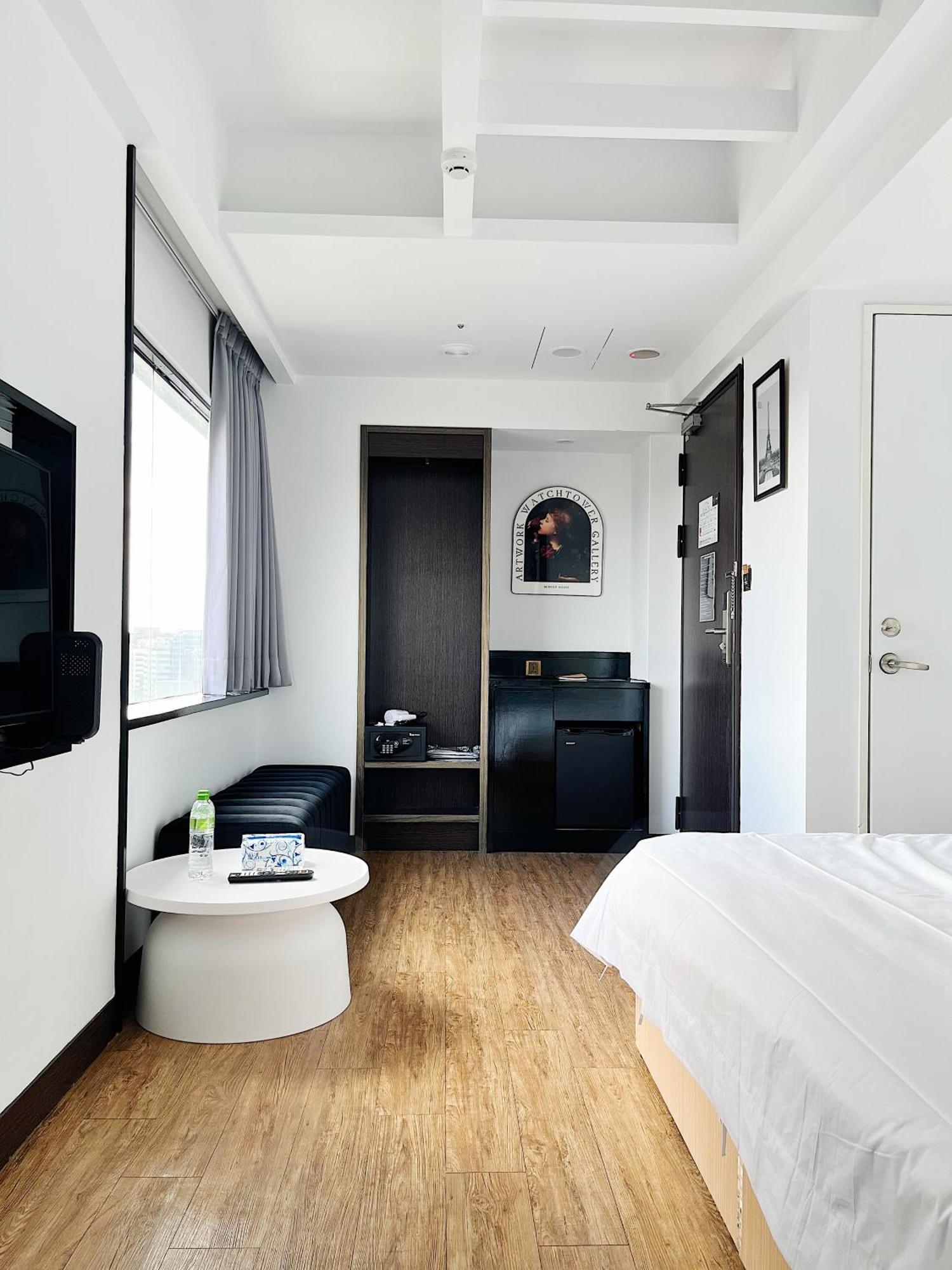 Hermit Dorm Taipei Eksteriør billede